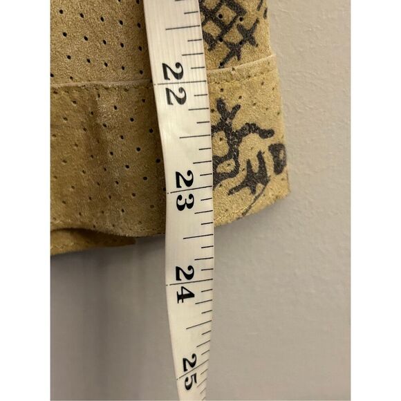 Vintage Chico's Chinese Wtitings Perforated leather suede Jacket size 2 / Large - Picture 8 of 9